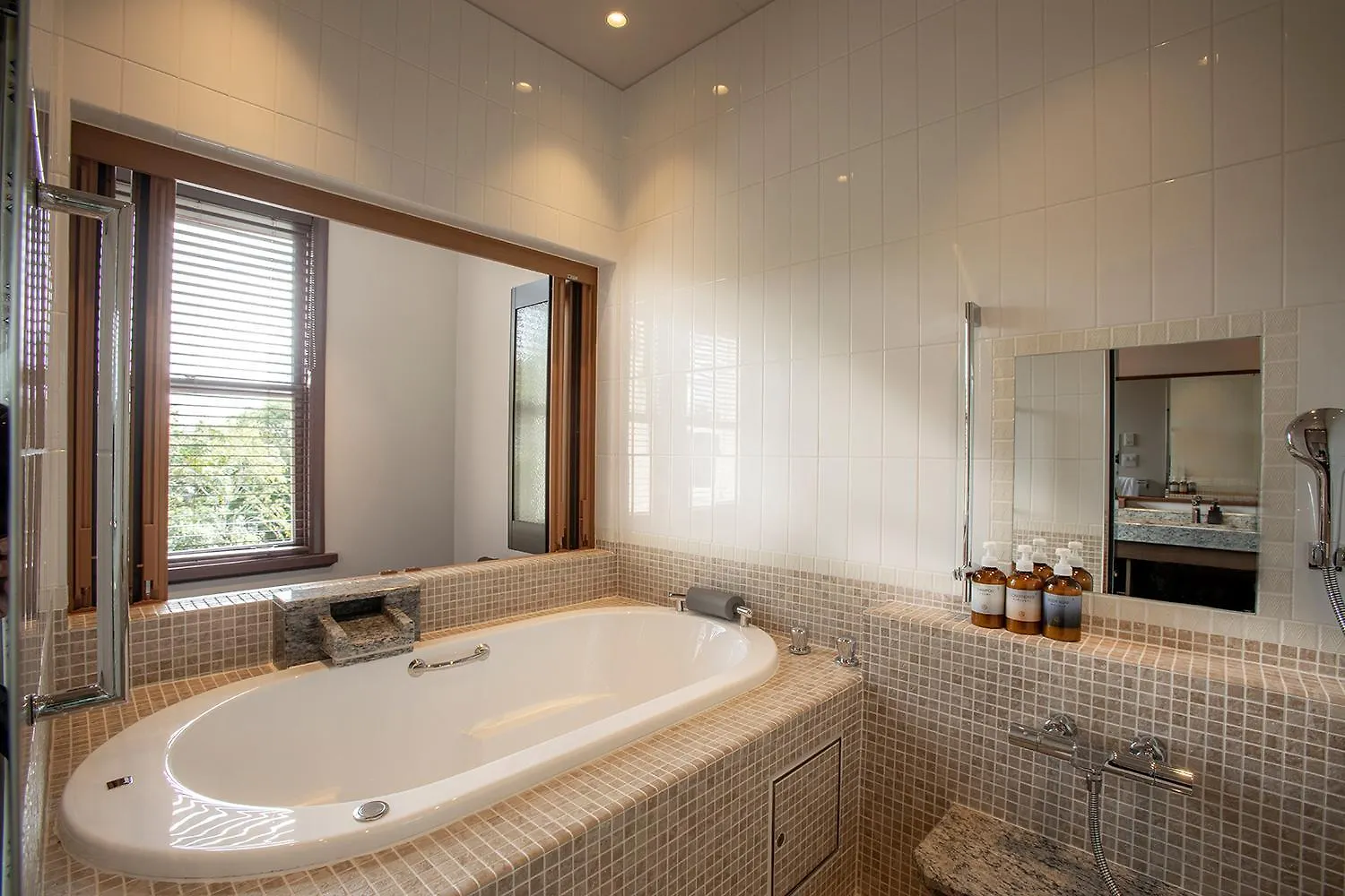 *****  Hotel Utano Kyoto Besho 日本
